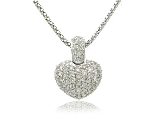 18KW/G DIAMOND HEART PENDANT