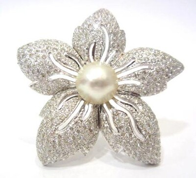 Pearl and Diamond Flower Pin in 18K White Gold