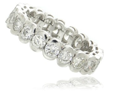 18KW DIA. .2.11CT ETERNITY BAND RING