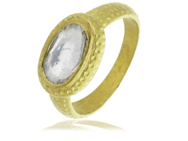 22K YELLOW GOLD OVAL RC DIAMOND RING