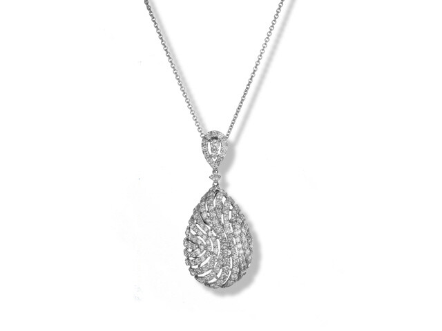 18K White Gold Diamond Pendant