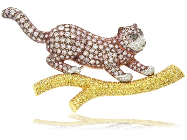 18K Yellow Gold with Pink Yellow White Diamond Pin