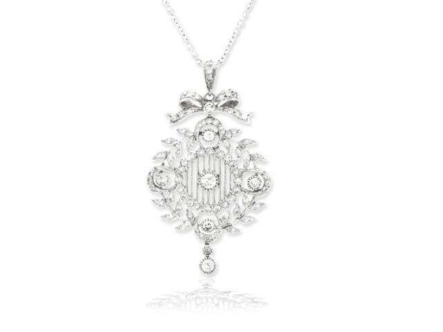 14k w/g diamond pendant