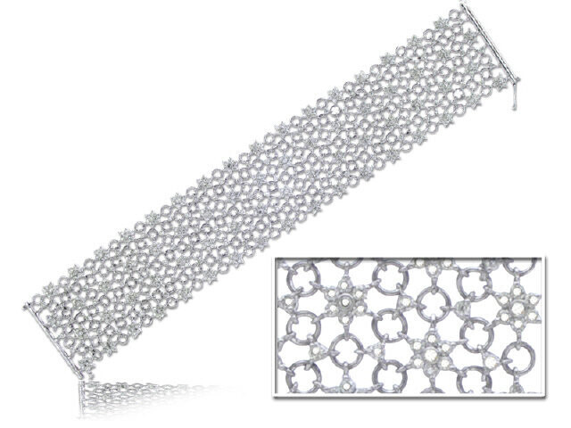 18K WHITE GOLD DIAMOND WIDE FLOWER MOTIF BRACELET