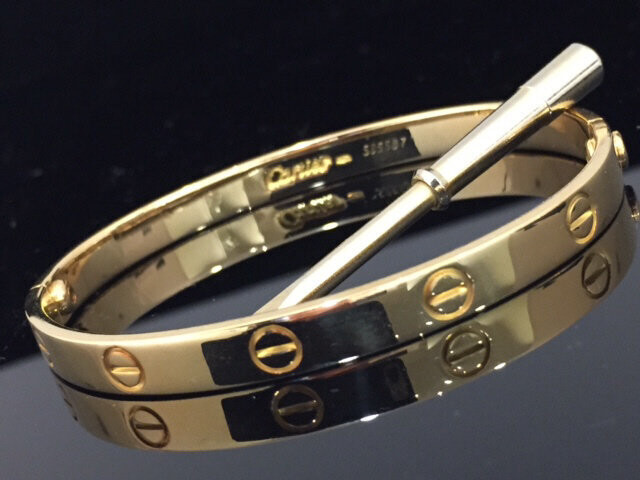 18K Yellow Gold Cartier Love Bracelet Size 18