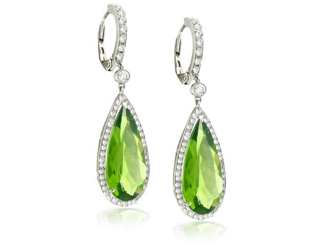 18K WHITE GOLD PERIDOT TEAR DROP EARRING