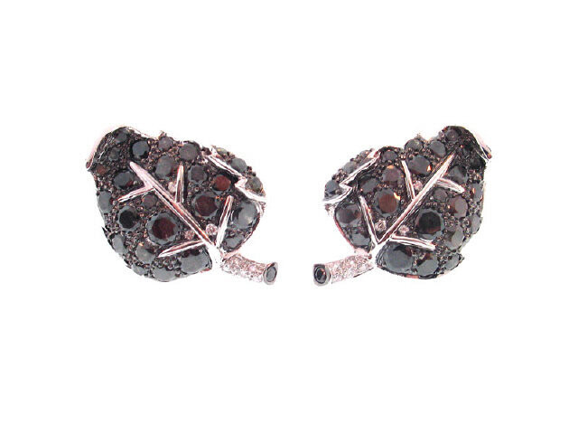 18KW BLACK DIAMOND LEAF EARRINGS