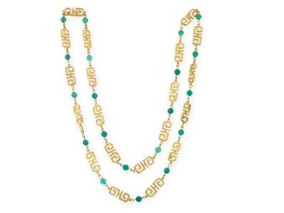 14k yellow gold A Chrysophrase Necklace