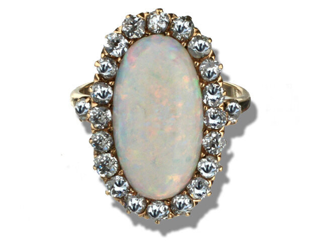 14K YELLOW GOLD ANTIQUE OPAL & DIAMOND RING