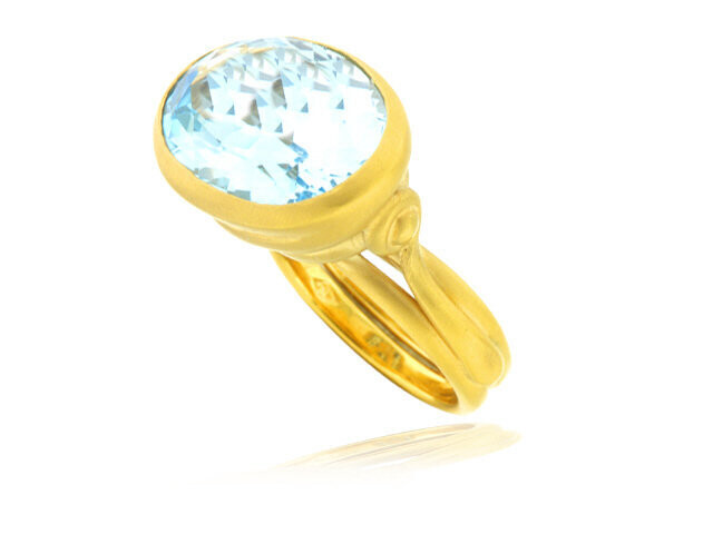 14k yellow gold blue topaz ring