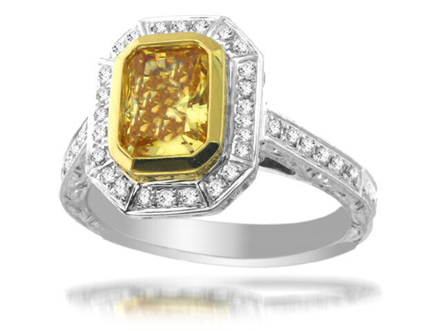 18K WHITE GOLD CANARY CRYSTAL & DIAMOND RING