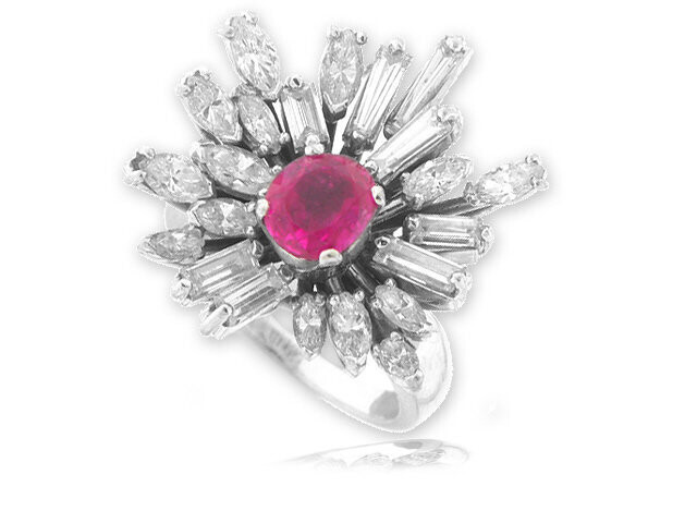 18K WHITE GOLD DIAMOND AND RUBY RING