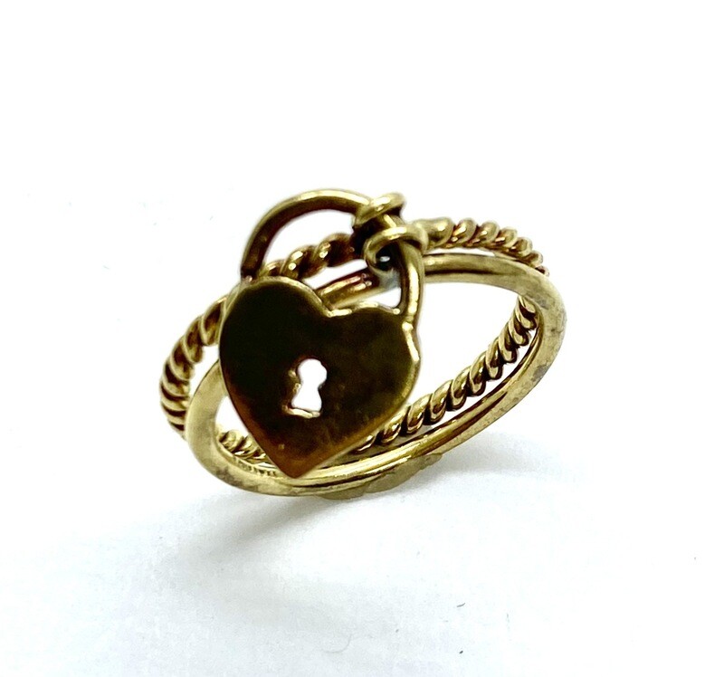 Sweet Gold Heart Lock twin band Ring