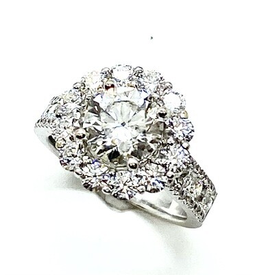 Engagement Ring with 1.50cts GIA certified Diamond at center