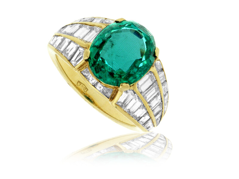 Vintage Emerald and Diamond Ring