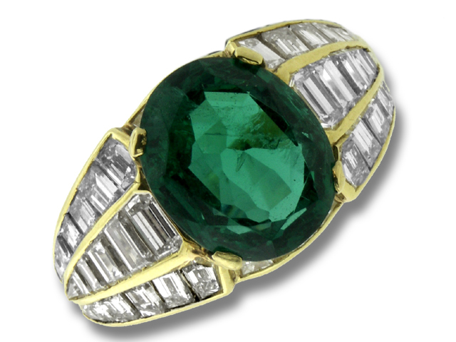 Vintage Emerald and Diamond Ring
