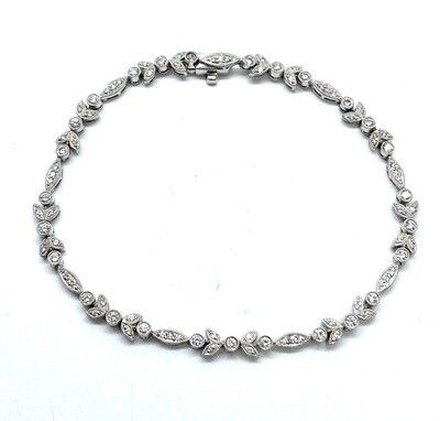 Estate Diamond Bracelet set in Platinum