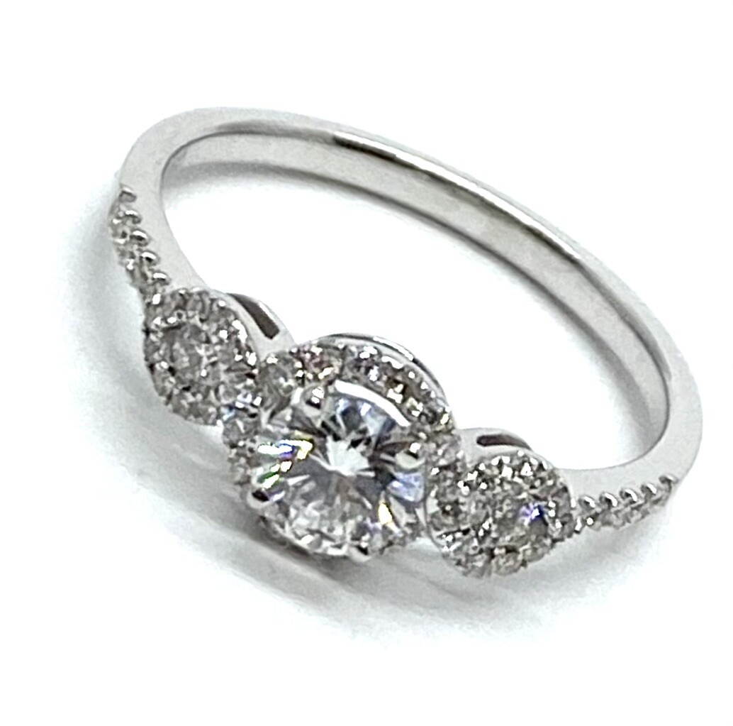 Estate White Gold and Diamond Ring