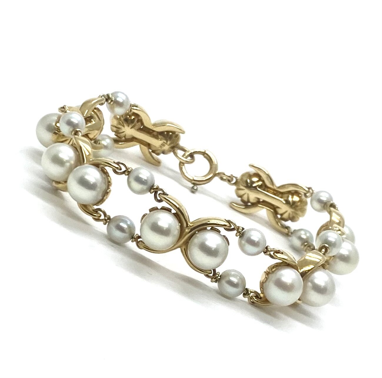 Estate Pearl and Yellow Gold Bracelet