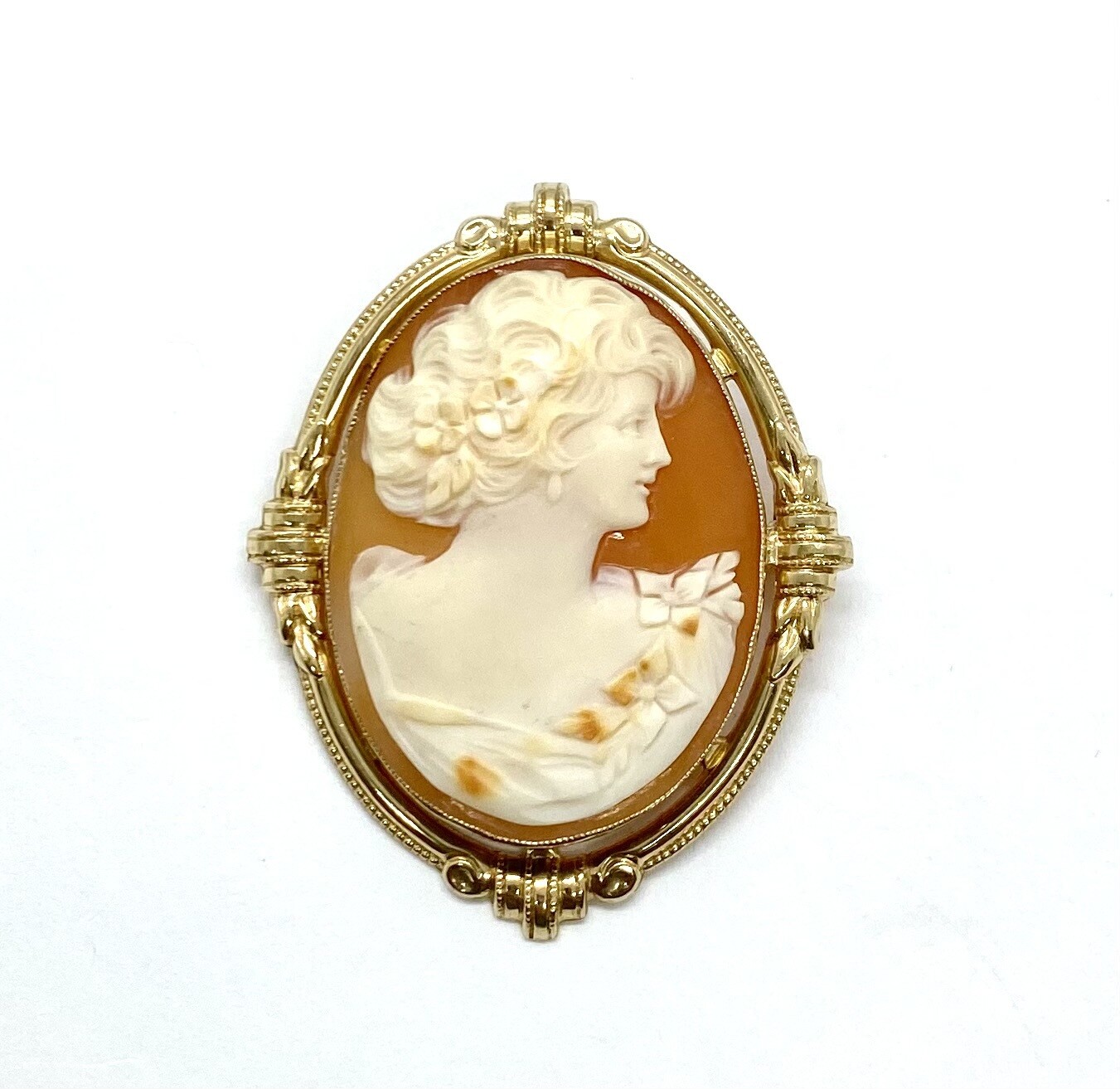 Estate Gold Cameo Pin