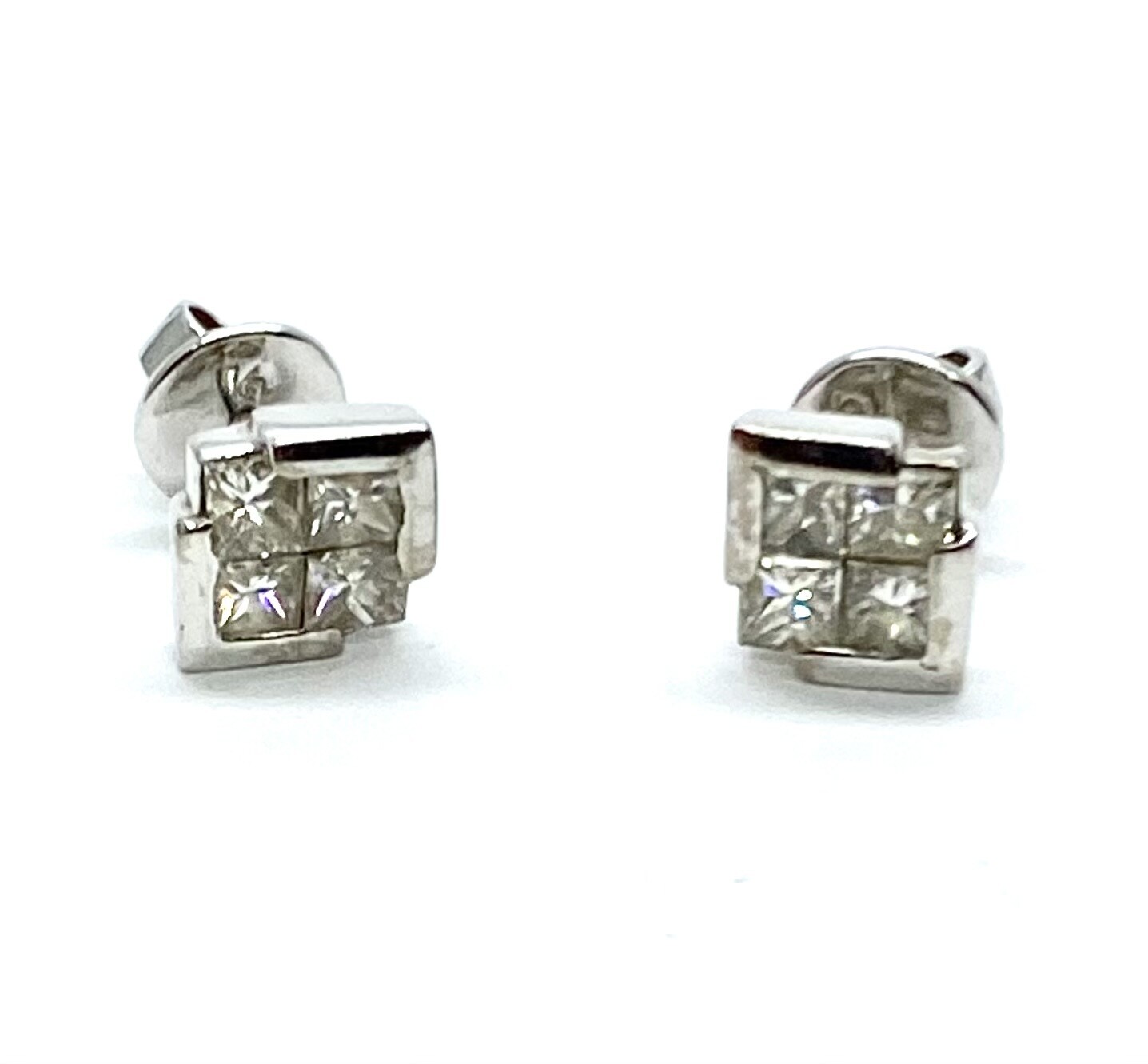 Princess cut Diamond Stud Earrings