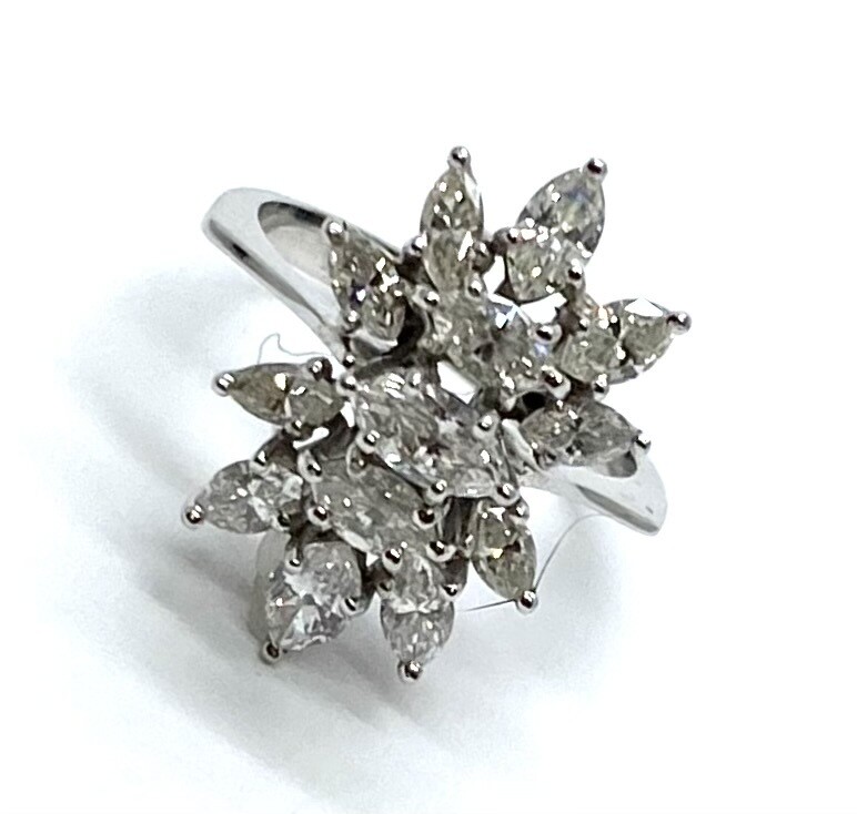 Cluster Ring with marquise Diamonds