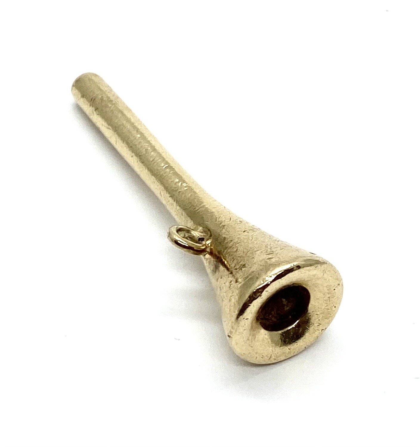 Golf T Pendant in Yellow Gold