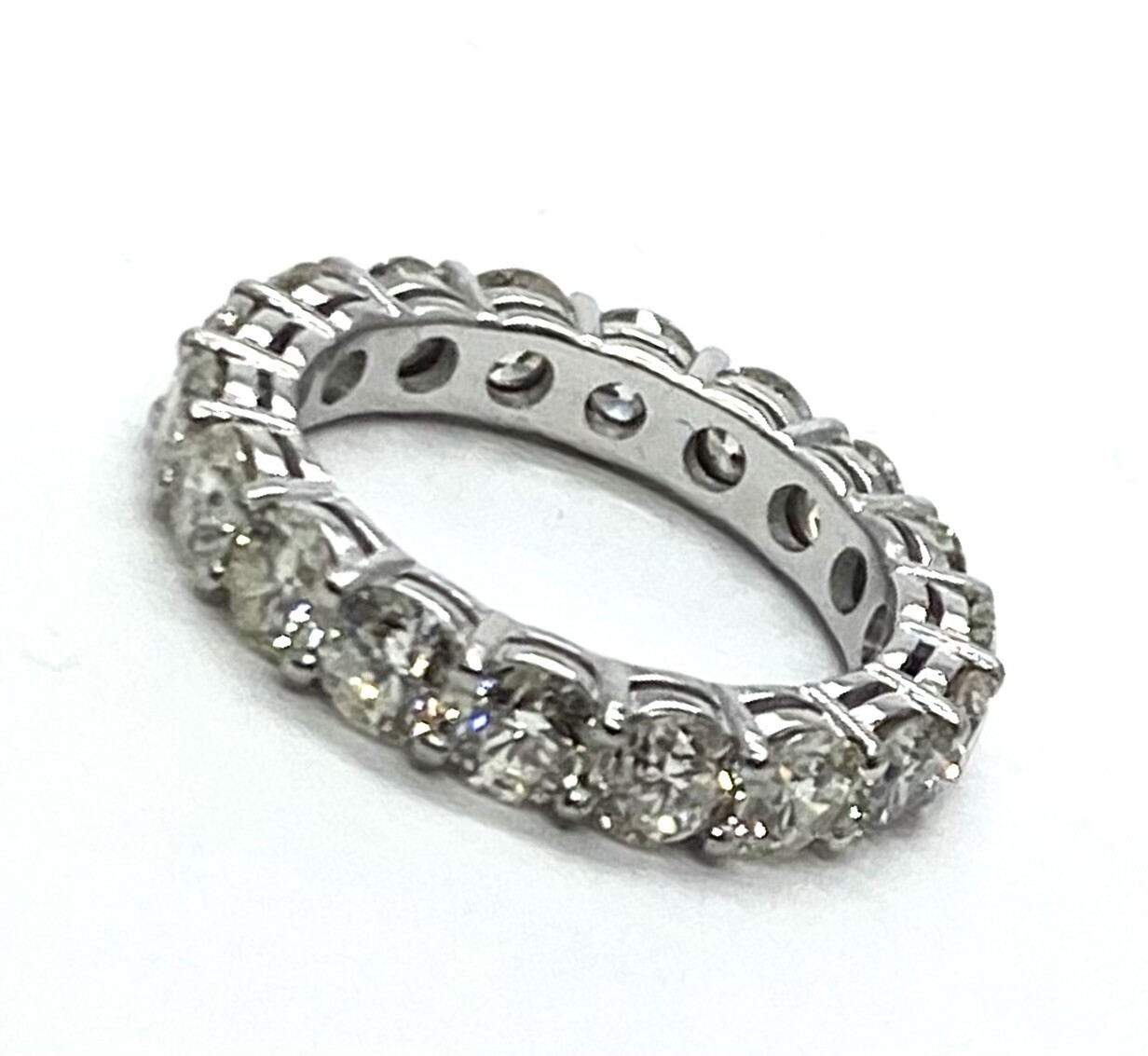 Platinum Diamond Eternity Band Ring