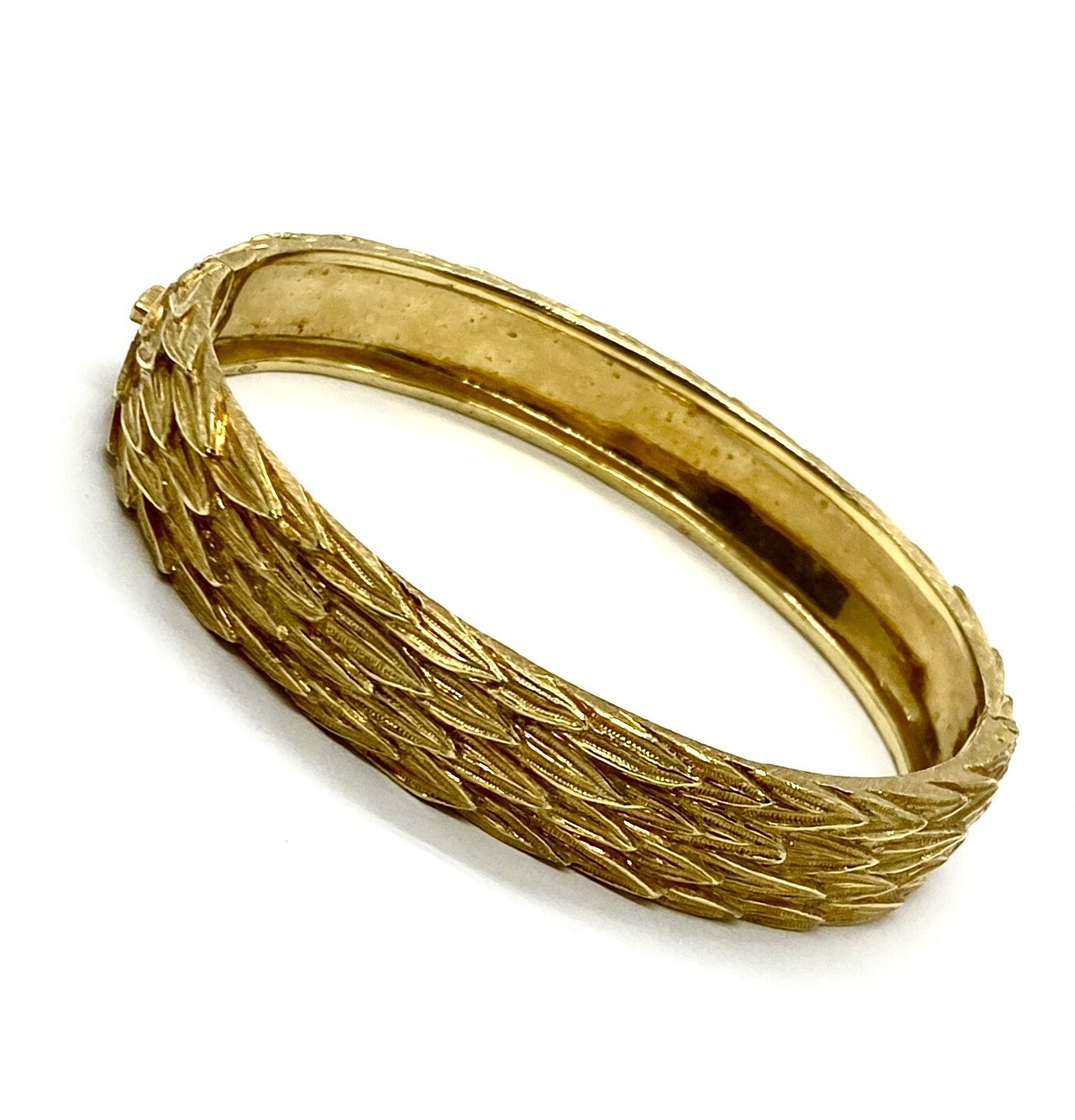 Buccellati 18K Gold Bangle Bracelet