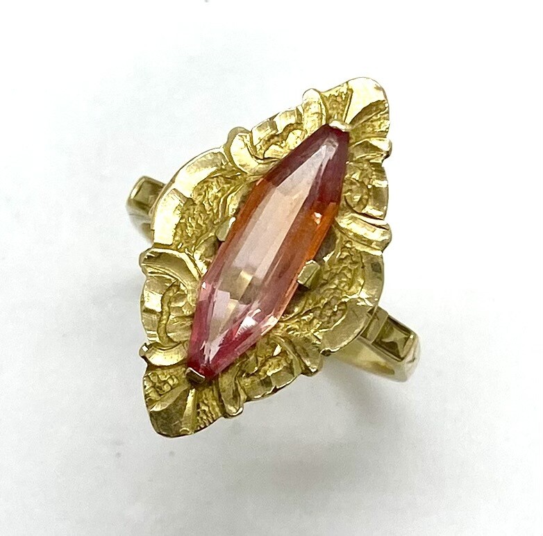 Vintage Gold and Peach synthetic Stone Ring