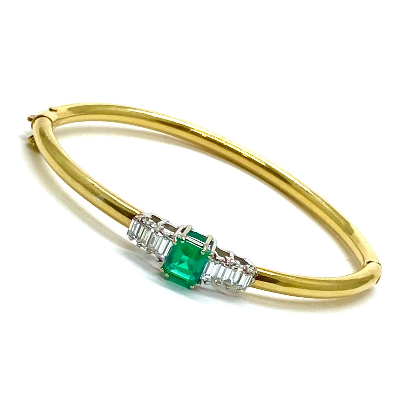 Emerald and Diamond Bangle in 18K Yellow Gold
