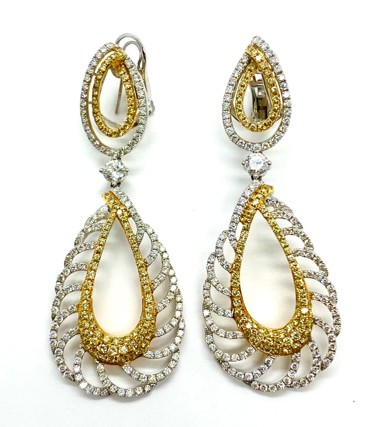 Fine Estate Yellow and White Gold Diamond Earrings