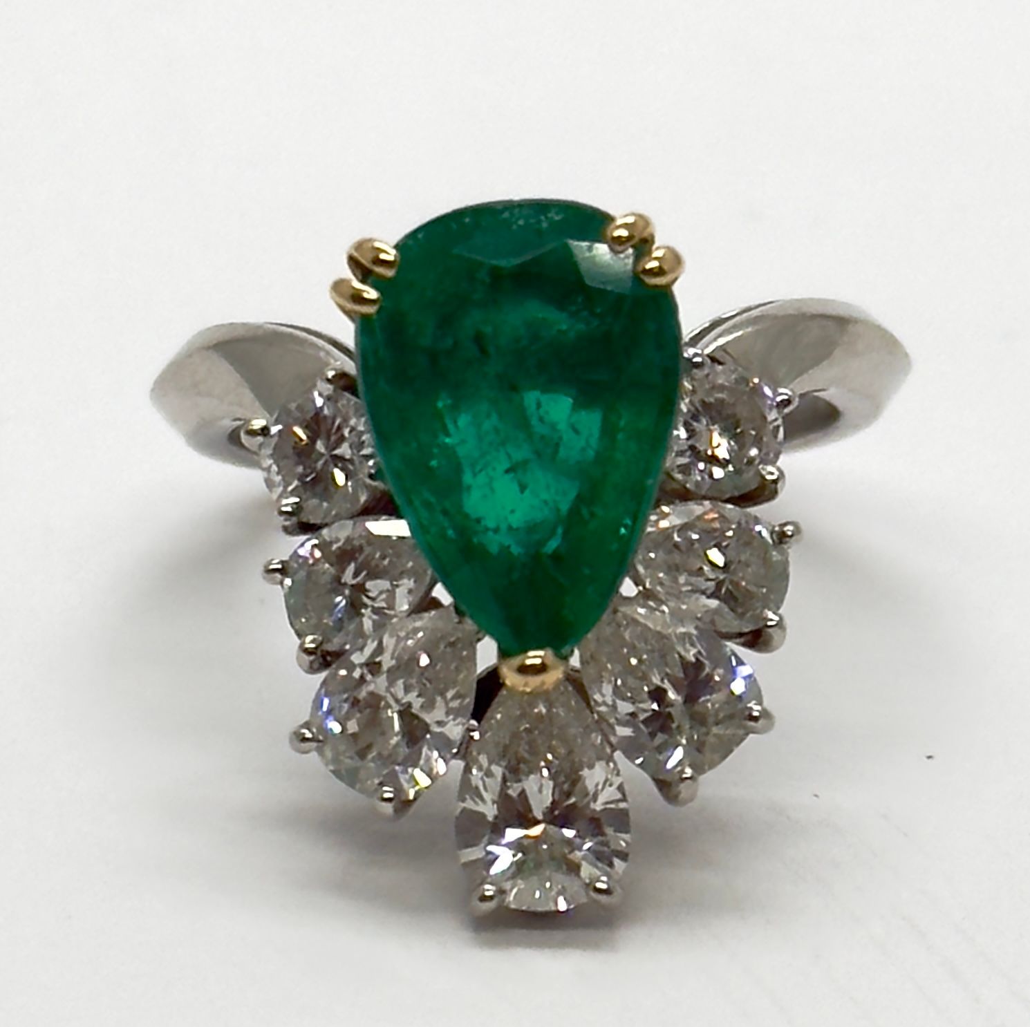 MAUBOUSSIN Colombian Emerald and Diamond Ring