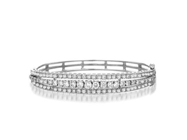 14K White Gold Diamond Bangle