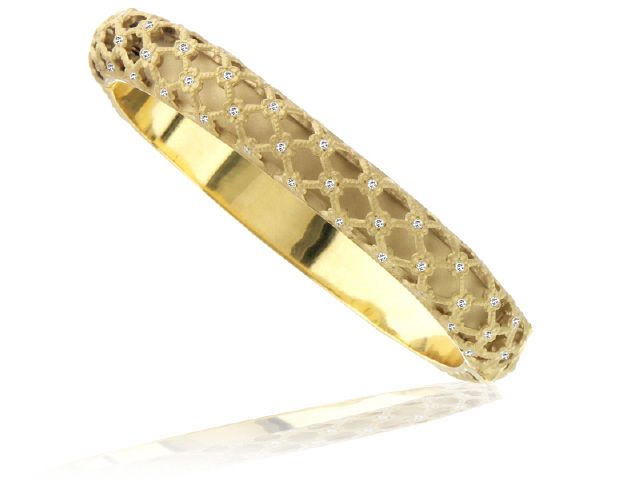 14K Yellow Gold Diamond Flower Bangle