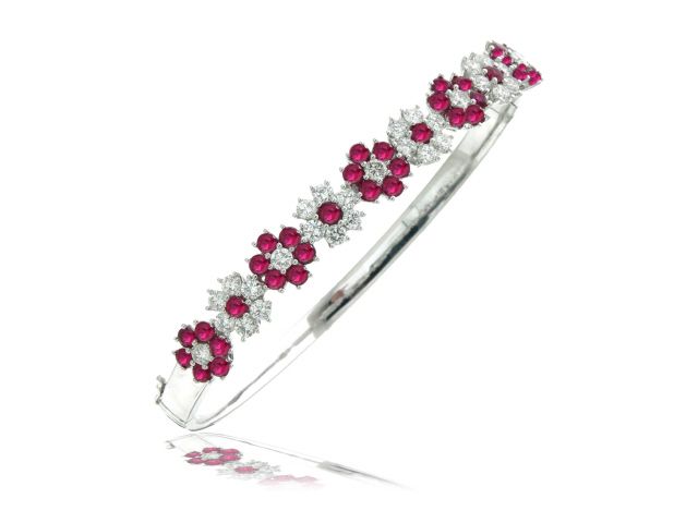 18K White Gold Ruby and Diamond Flower Bangle