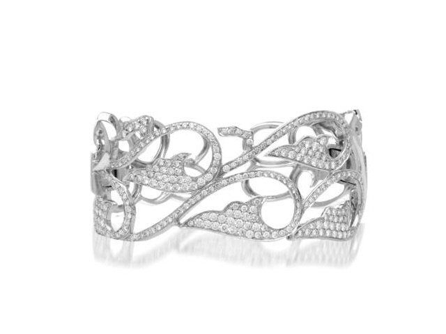 18K White Gold Diamond Cuff