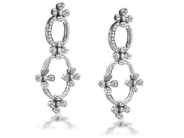 18K W/G DIAMOND CIRCLE & FLOWER EARRINGS