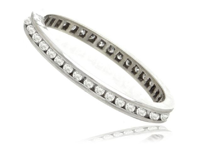 18K White Gold Diamond Eternity Band Ring