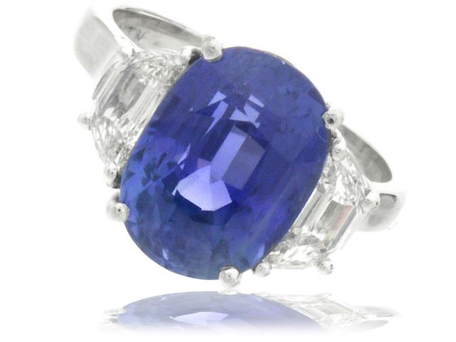 Platinum sapphire and diamond ring
