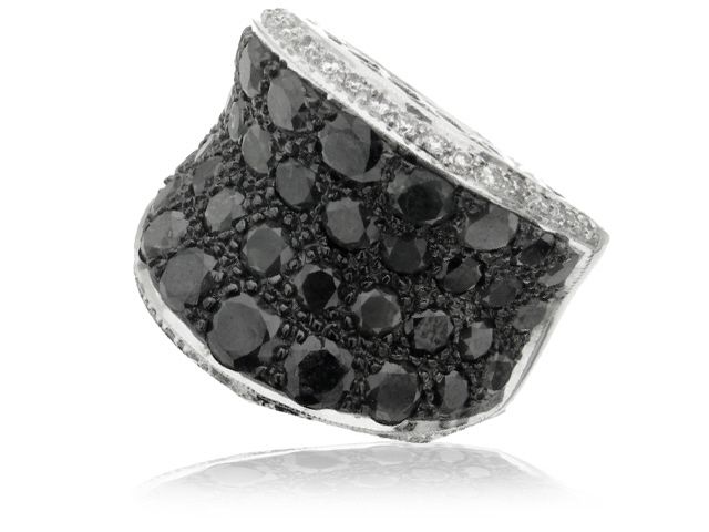 18KW WHITE & BLACK DIAMOND RING