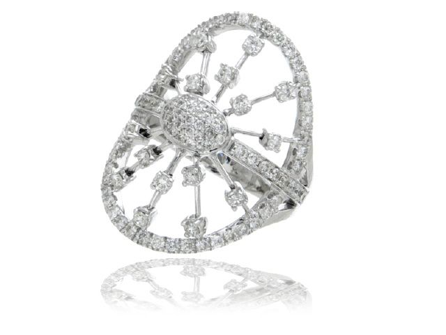 18K WHITE GOLD DIAMOND RING