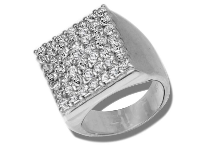 18K White Gold Diamond Ring