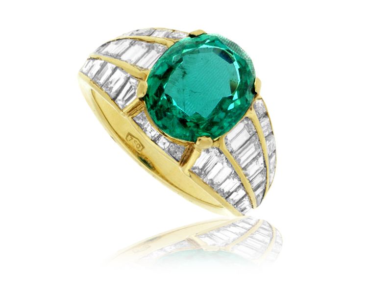 Vintage Emerald and Diamond Ring