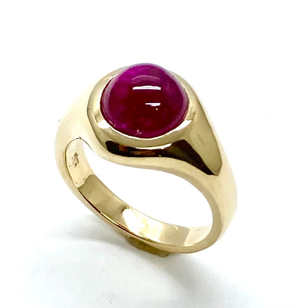 Cabochon Ruby Ring