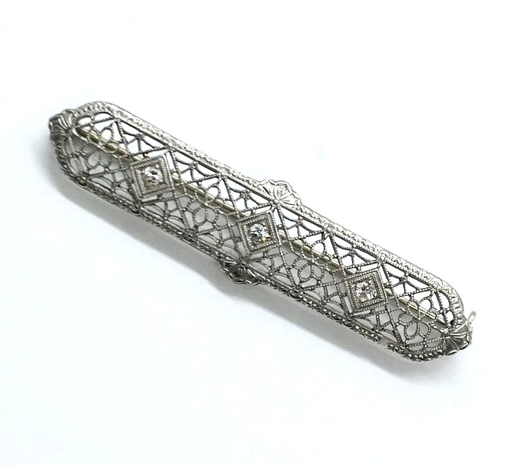 Antique Platinum Diamond Filigree Bar Pin