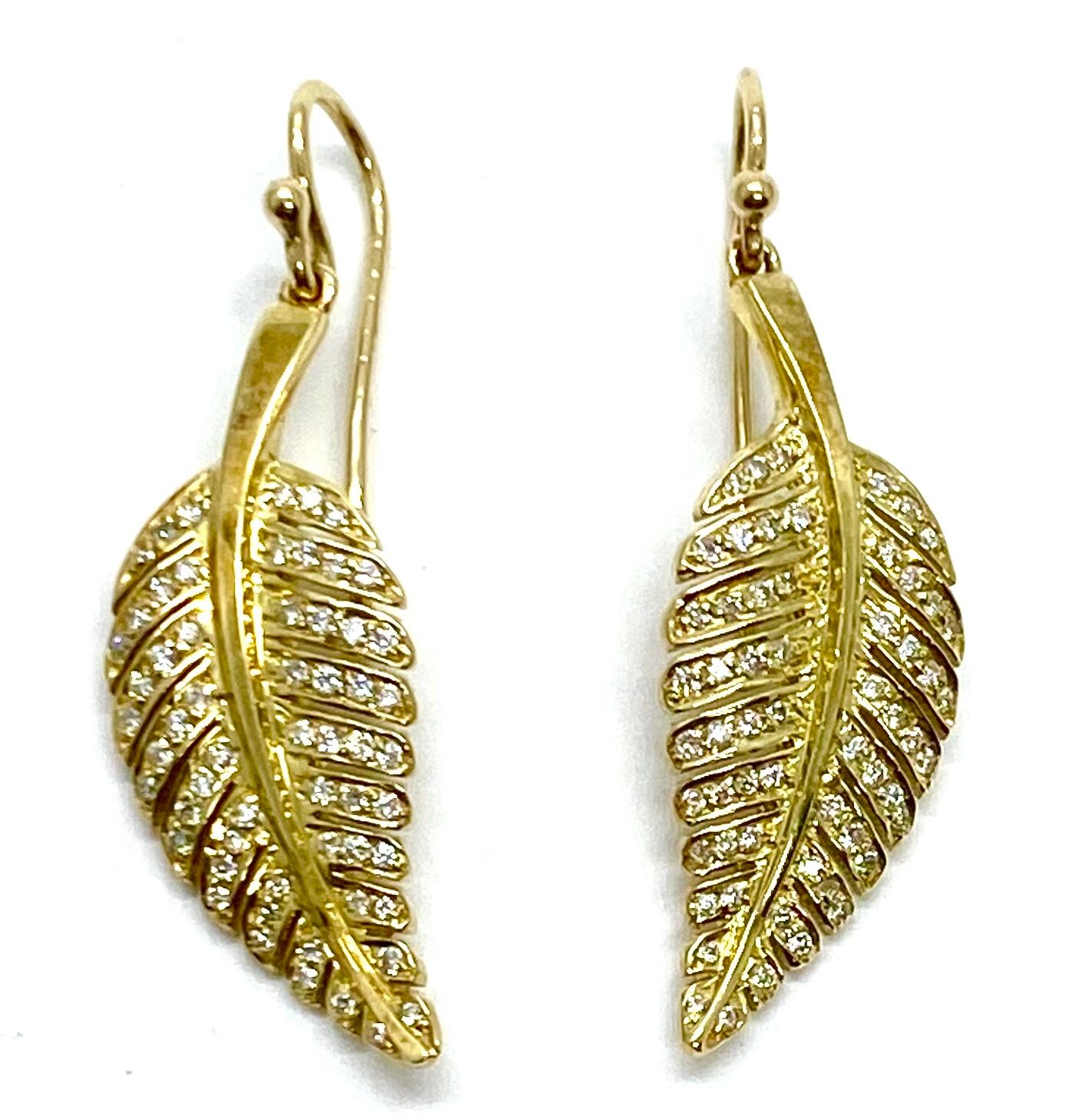 Feather Earrings in Gold with Diamonds