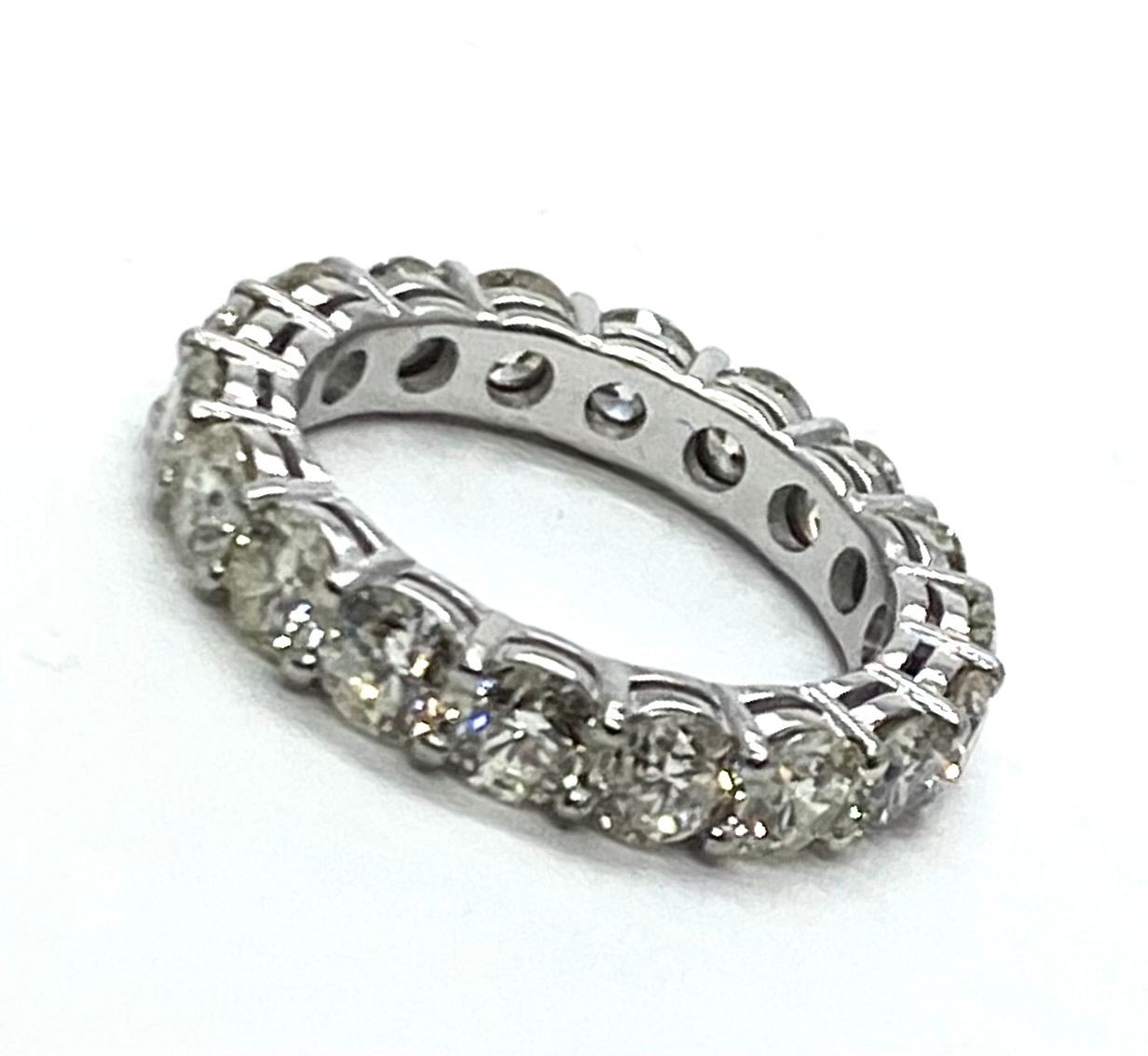 Platinum Diamond Eternity Band Ring