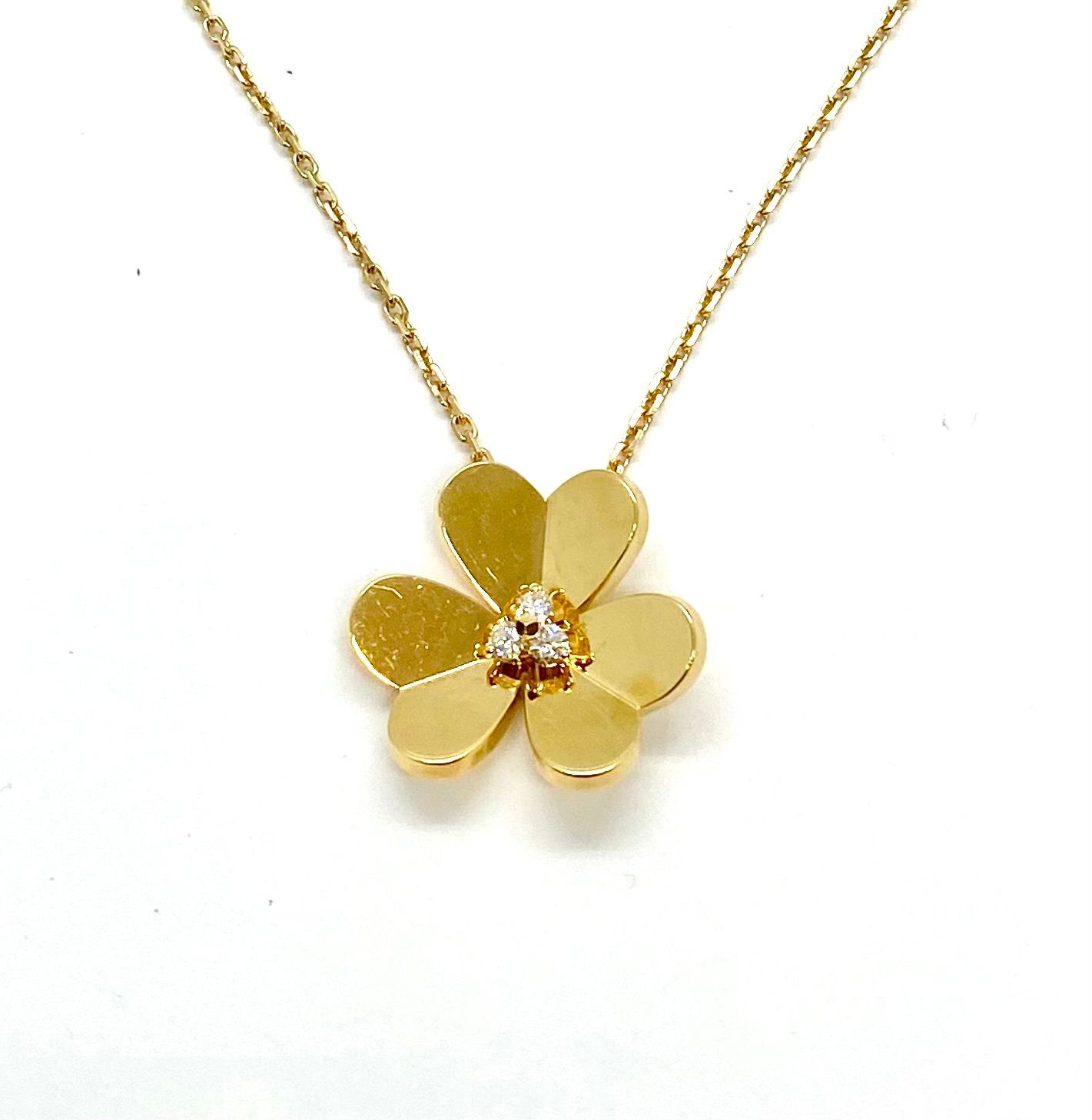 Van Cleef & Arpels Frivole Diamond Necklace