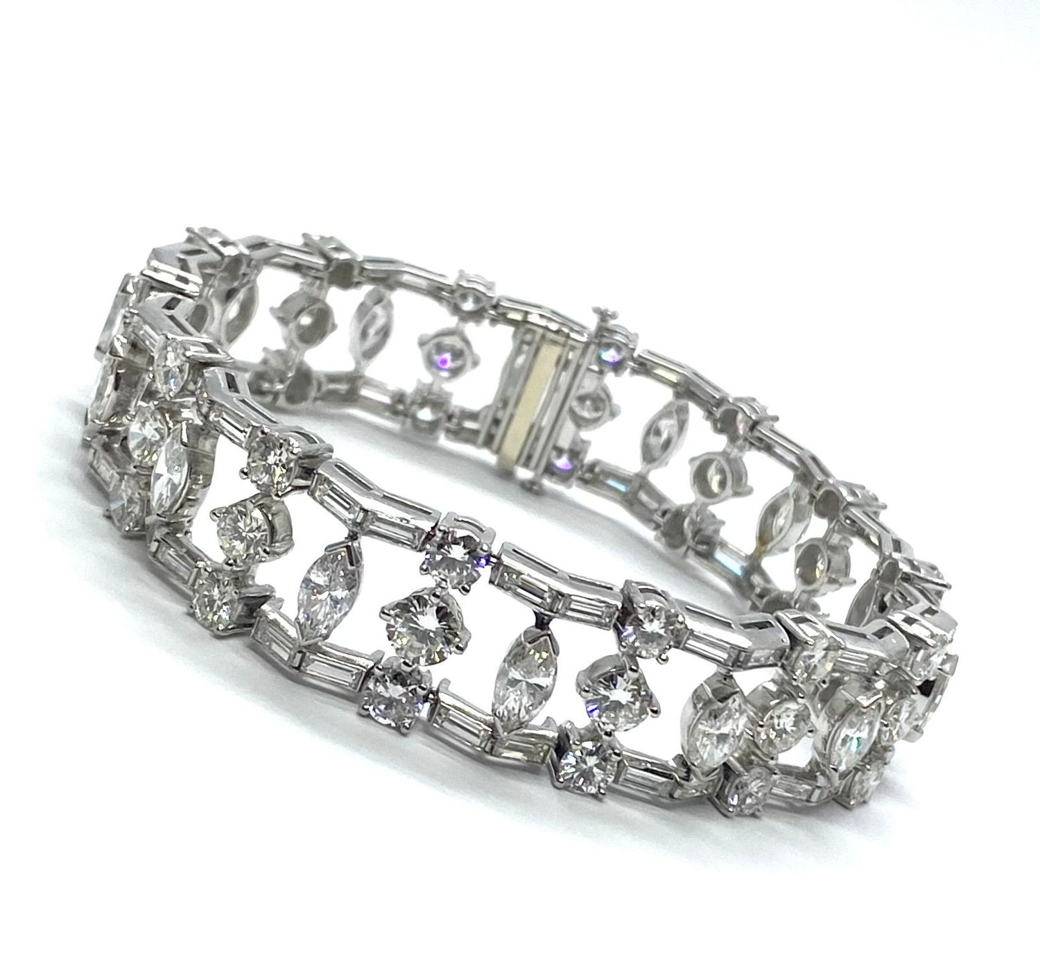 Estate Platinum 20cts Diamond Bracelet